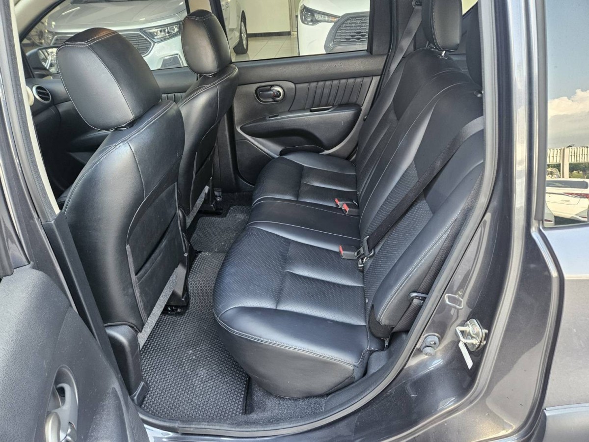 rear_seat