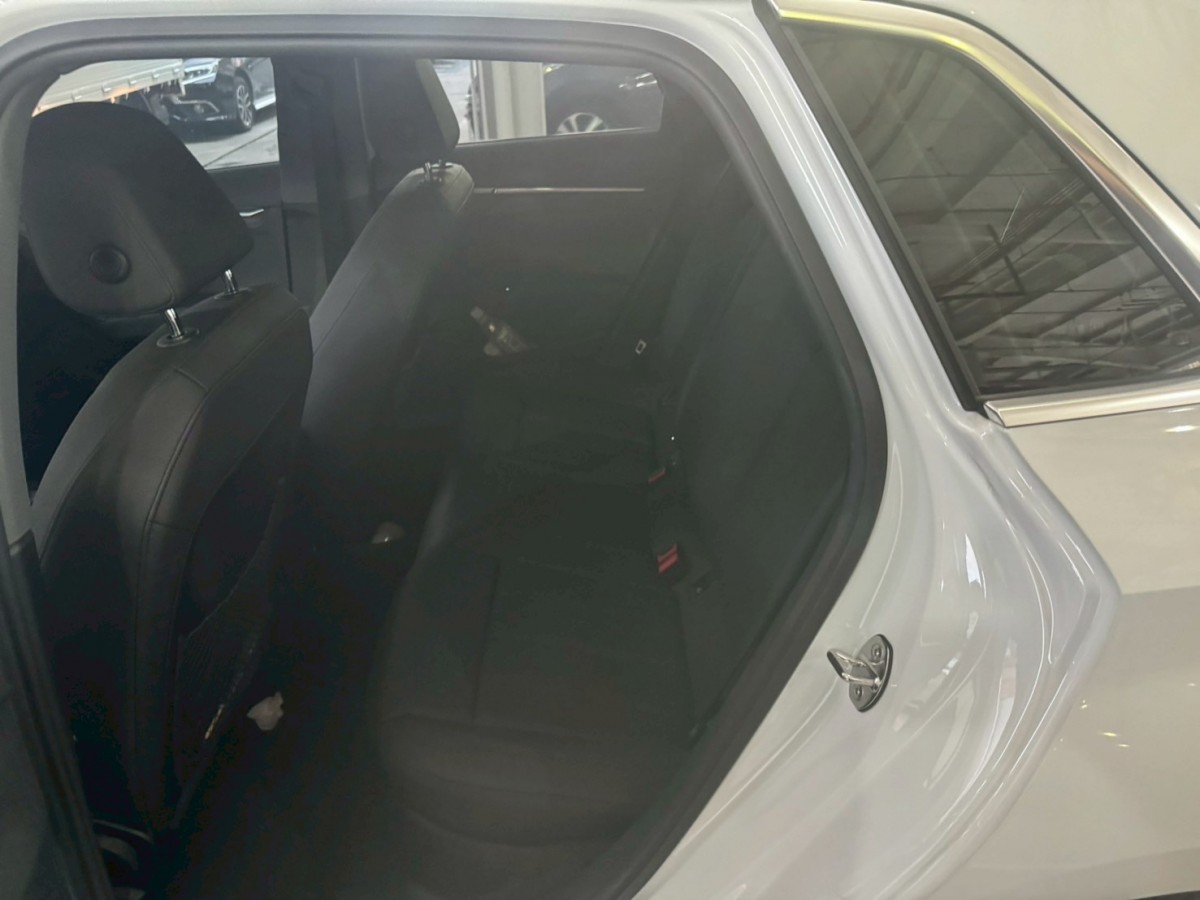 rear_seat