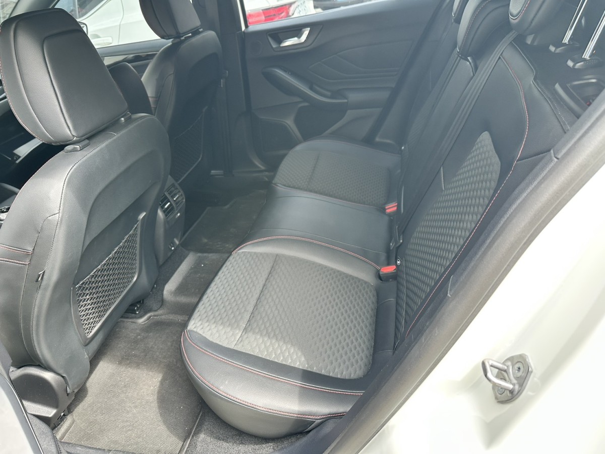 rear_seat
