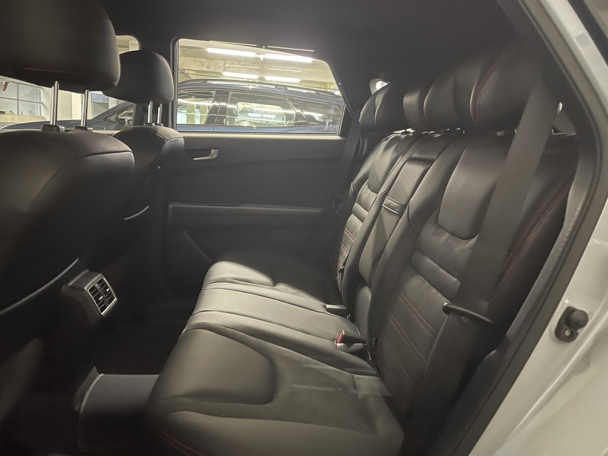 rear_seat
