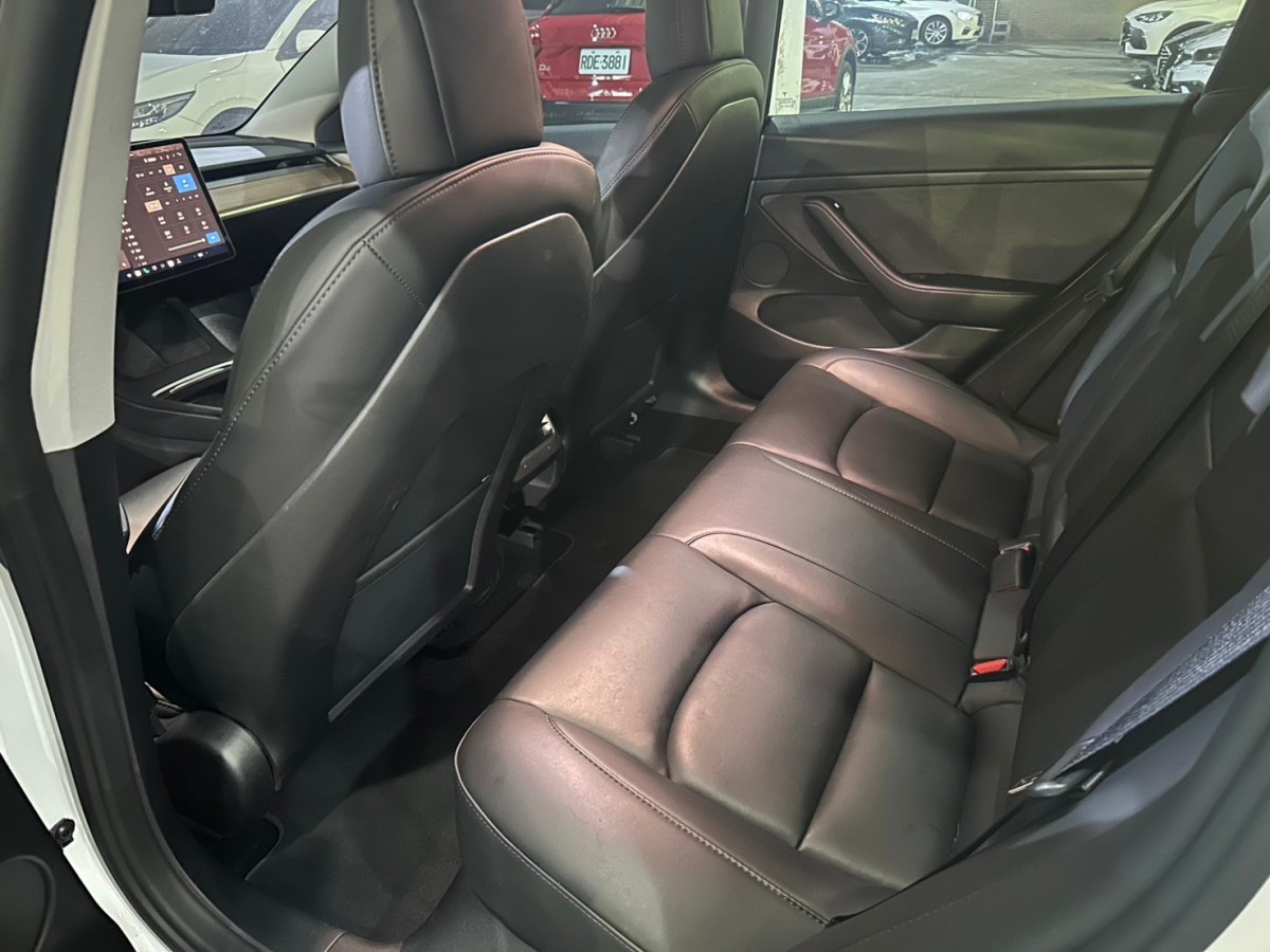 rear_seat