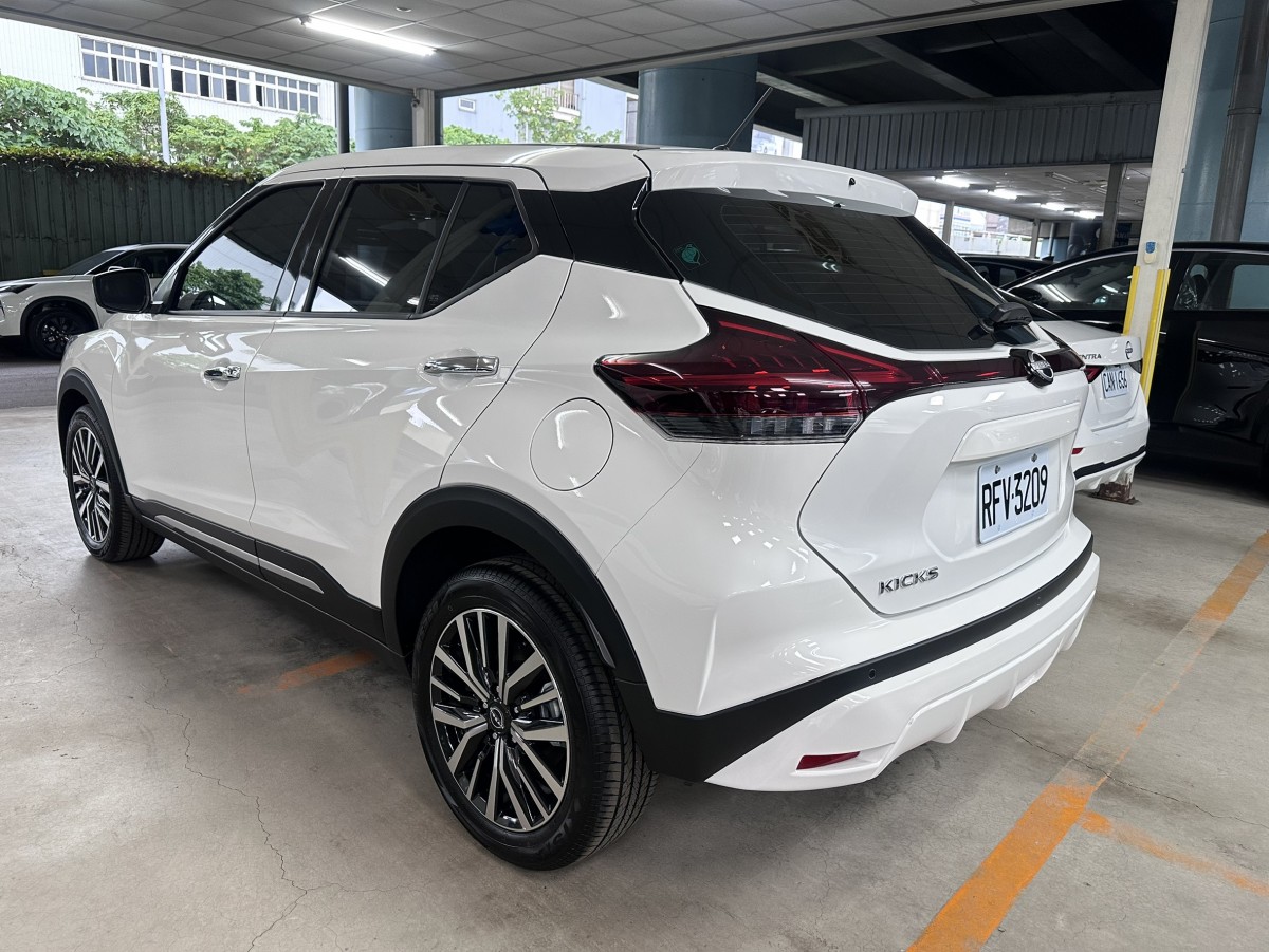 rear_left