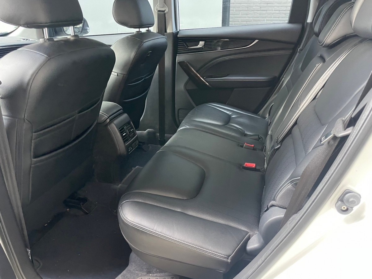rear_seat